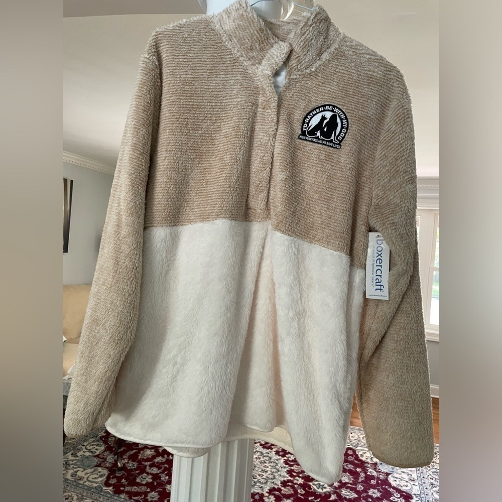 Boxercraft women’s fuzzy pullover 1/4 snap jacket with Logo on front size XLarge